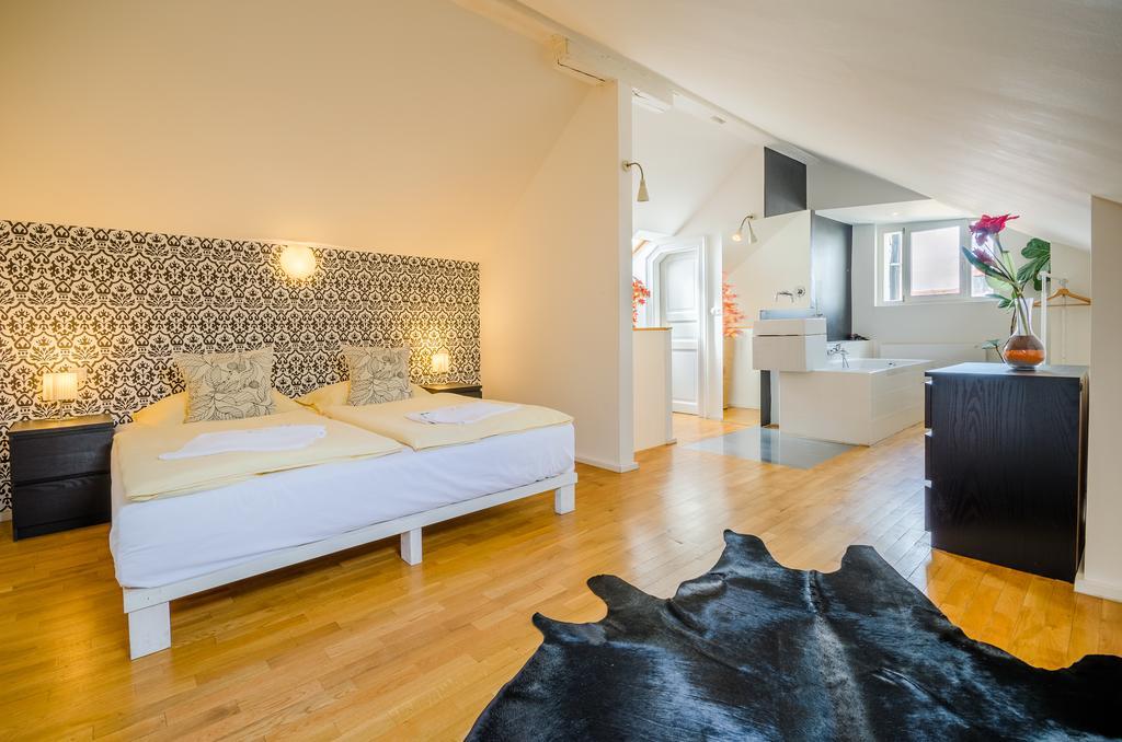 Historic Centre Apartments I Prag Rum bild