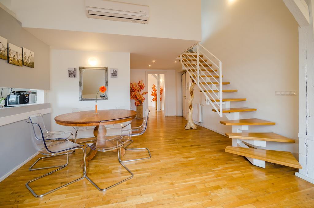 Historic Centre Apartments I Prag Rum bild