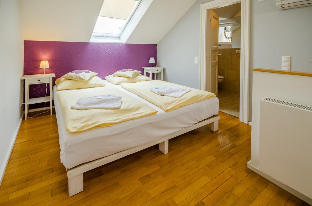 Historic Centre Apartments I Prag Rum bild
